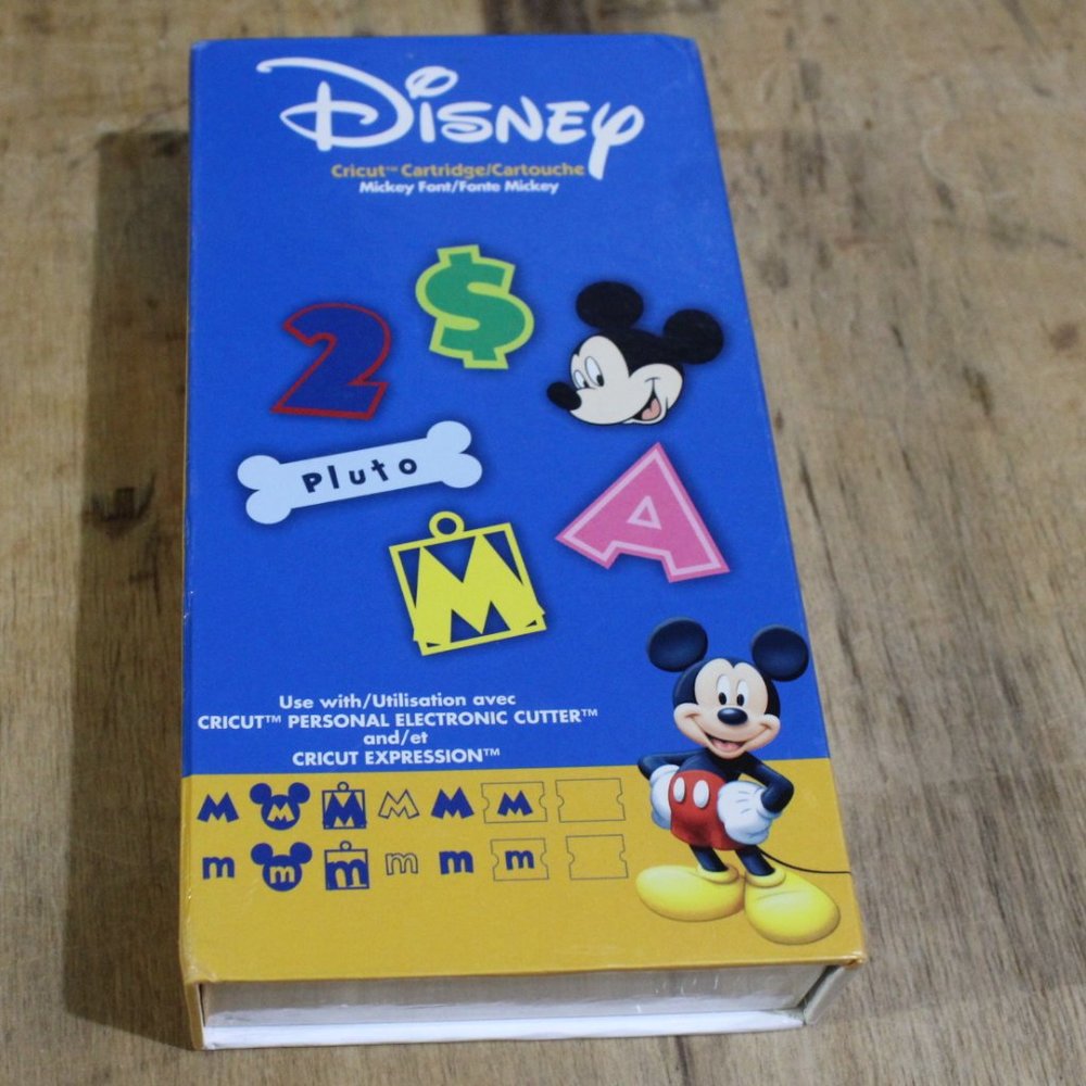 Mickey Mouse Font Cricut (100)